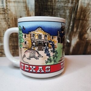 Vintage History NOS Texas Souvenir Landmark Artwork armadillo Ox Alamo Mug